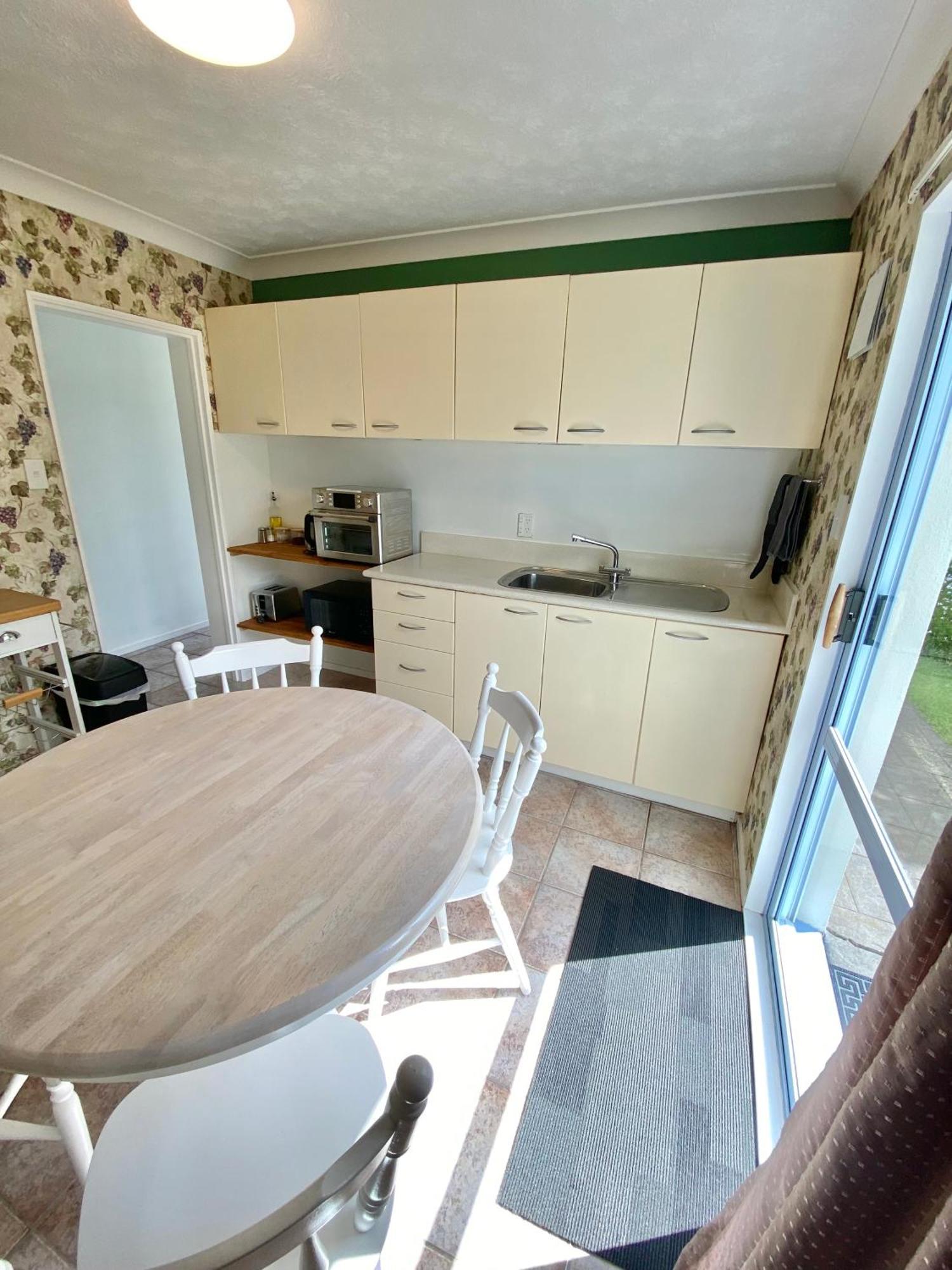 Hillcrest One Apartment Whakatane Ngoại thất bức ảnh